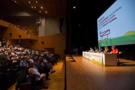 Imagen: 014_Congreso_Despoblación_Huesca_FotoJavierBroto.jpg