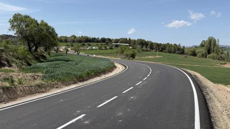 La Diputación materializa dos obras estratégicas en Sobrarbe: la variante de Lamata y la mejora de la carretera de Olsón