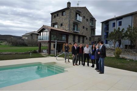 Imagen: Un momento de la visita al hotel
