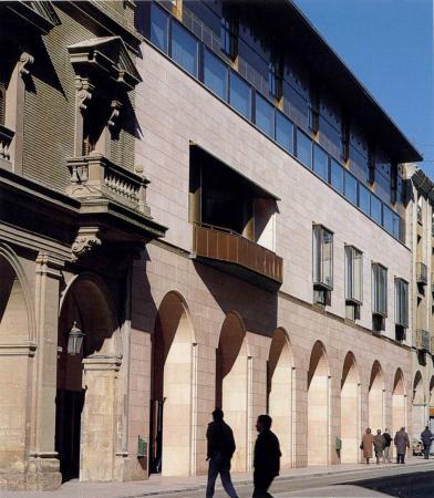Imagen: Sede de la Diputación de Huesca