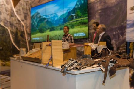 Presentación de Montañana en Fitur, utensilios