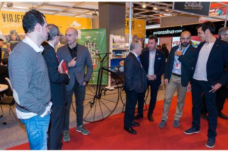 Encuentros profesionales del sector de la bici en Fitur 1