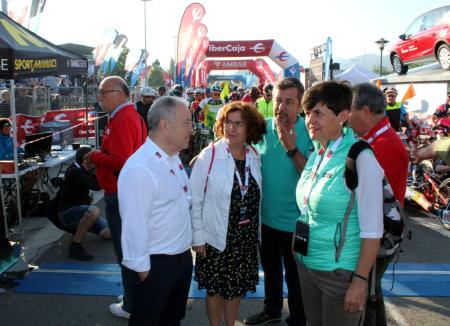 Imagen: Miguel Gracia en la línea de salida de la Quebrantahuesos