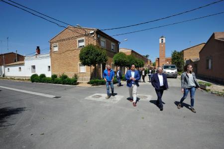 Paseo por las calles de la localidad. Foto: Pablo Otín