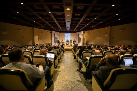 Sesión del lector digital en el Congreso del ebook. F. J.Broto