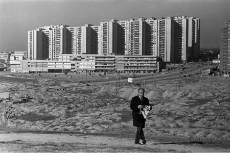 Paco Gómez.El problema del suelo, 1973. Fundació Foto Colectania