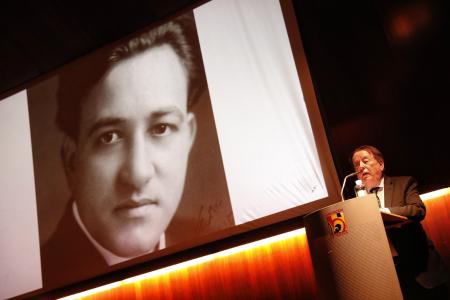 Imagen: Santiago Sánchez durante el homenaje a Miguel Fleta. F. J.Broto