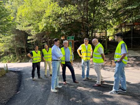 Álvaro Bescós y Ot Tintoré en la visita realizada a las obras.