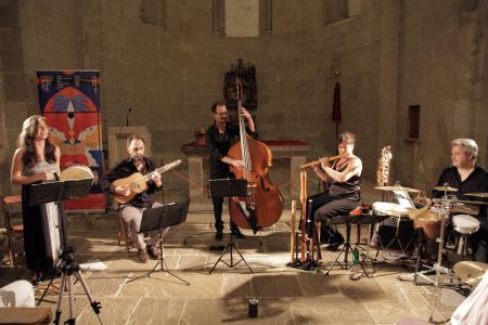 Rearmonizar las músicas y recrear con estilo los tratados históricos