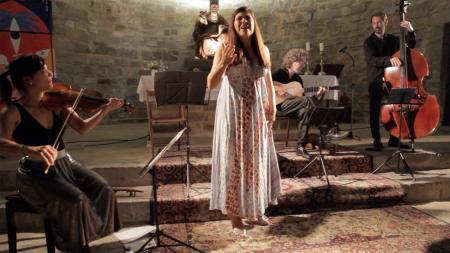 Solidario refugio musical ante el fuego en los aniversarios de Falla