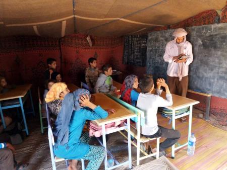 Imagen: Escuelas en el desierto de M´hamid, al sur de Marruecos. Foto: Imagine
