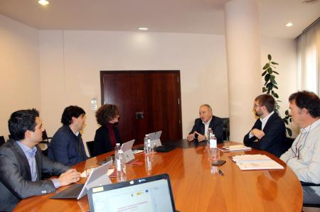 Imagen: Un momento de la reunión celebrada en la DPH