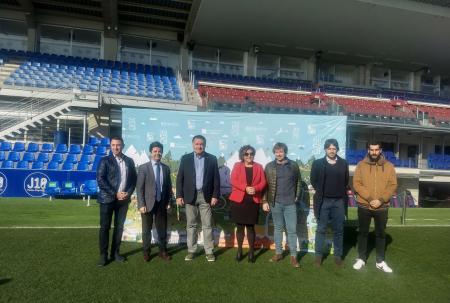 Imagen: Presentación Spots con jugadores de la SD Huesca