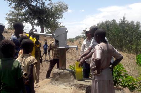 Fundación Canfranc, proyecto agua potable kotoroletk 