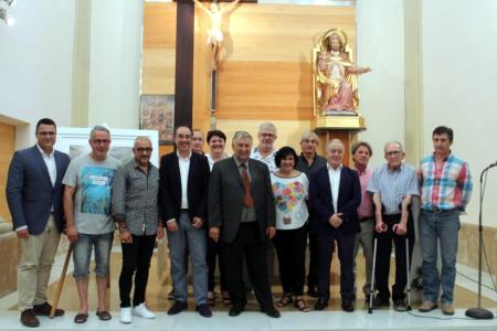 Imagen: Foto de familia de la celebración en Camporrells