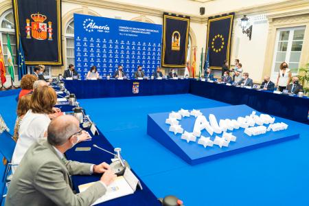 Imagen: Miguel Gracia participa en la reunión de la Comisión de Diputaciones...