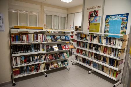 Imagen La biblioteca municipal de Alcubierre se beneficia de una ayuda de la...