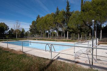 Imagen Piscina y pista polideportiva de Alcalá del Obispo