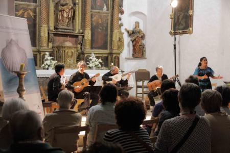 Imagen: Tembembe Ensamble Continuo, en concierto.