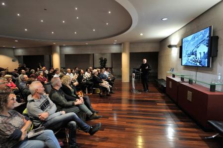 Fototeca, presentación del fondo de Antonio Lacoma