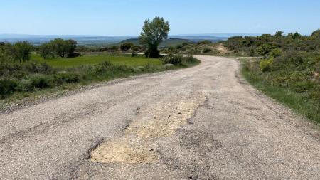 Imagen: Carretera de acceso a Santa Eulalia