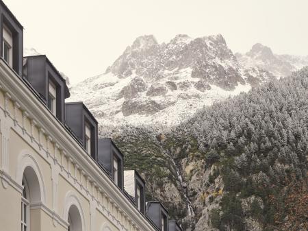 Iñaki Bergera. Balneario de Panticosa. Interior del templete del Estómago, 2021