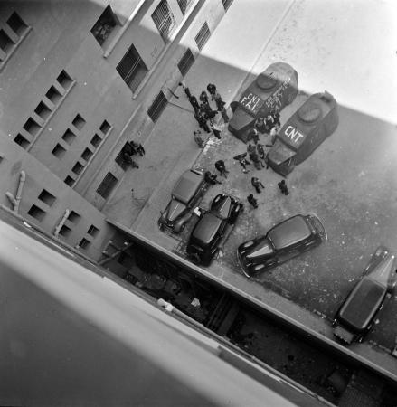 4. Kati Horna. Vista desde la casa CNT, Barcelona, 1937. Archivo fotográfico OPE-CNT/FAI, IISC