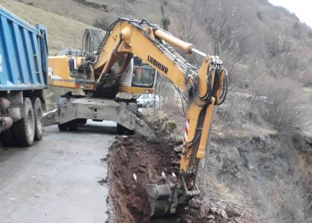 Imagen: Una imagen de las obras en la carretera de Bielsa a Pineta