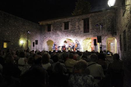 Ciudadela de Jaca Accademia del Piacere, Fahmi Alqhai &amp; Nuria Rial Muera Cupid