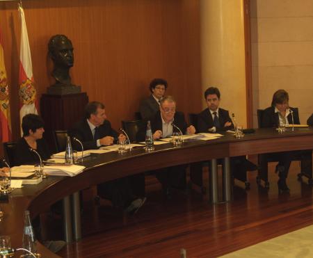 Imagen: Unanimidad en la DPH para aprobar el plan de restitución del embalse de...